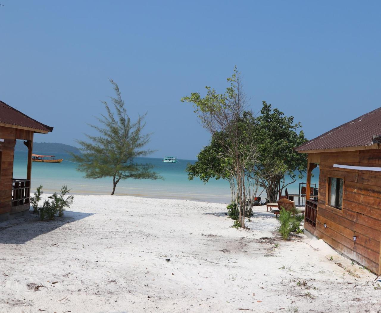 Sky Beach Resort Koh Rong Sanloem Exterior photo